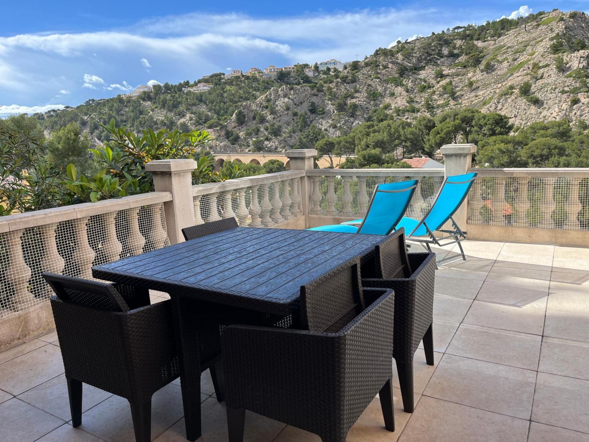 La Casa Calanquaise - Mer A 250M Accessible A Pied - T2 Spacieux Independant - Terrasse Ombragee 앙수에-라-레돈느 외부 사진